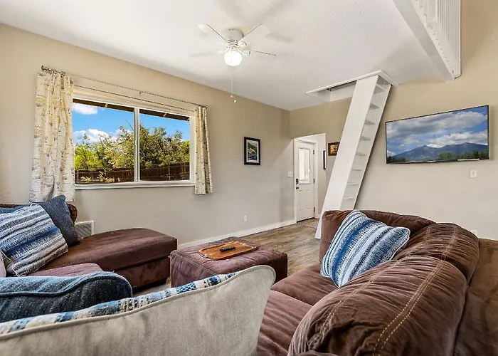 Holiday home Charming And Tranquil Oasis, Stylish 2 Bedroom 1 Bathroom Getaway! Elden Pueblo